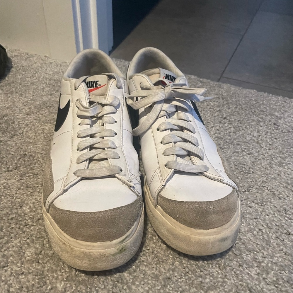 Nike platform shoes